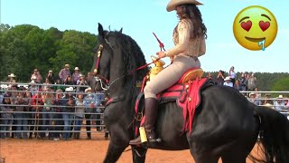 Alejandra Rojas Dicen Que Los Ojos Negros Nunca Engañan😍🔥🐴 [upl. by Treb]