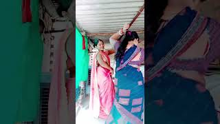 Piya pore pore batata kamariyadance video trending song [upl. by Tran]