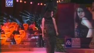 Maja Nikolic  Varali me svi  Suncane skale  1998 [upl. by Rolyt]