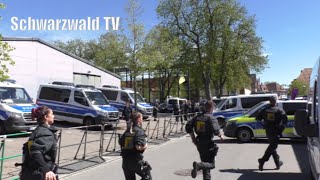 🚨🚔 Wahlkampfrede in Donaueschingen mit Alice Weidel viel Polizei amp Gegendemonstranten 27042024 [upl. by Ross]