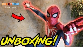 ABRIENDO MI NUEVO TRAJE DE SPIDERMAN VERSION PS4 UNBOXING SPIDERMAN INSOMNIAC  HEROSTIME [upl. by Havener459]