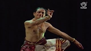 Bharatanatyam Legends  Prof C V Chandrasekhar  Ganesha Stuthi Tisra Alarippu [upl. by Ledoux]