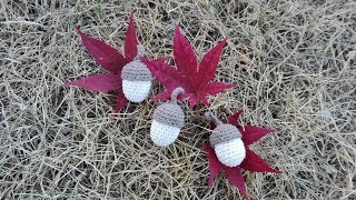 How To Crochet An Acorn Gehäkelte Eicheln [upl. by Neetsirhc]