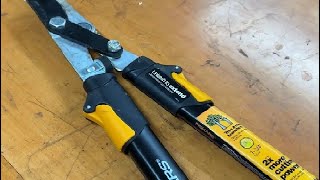 Fiskars Solid Telescopic Loppers Review These have 37 of reach amp cut with ease [upl. by Akcired734]