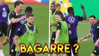 Il ya eu une bagarre entre joueurs Allemands [upl. by Jacobba]