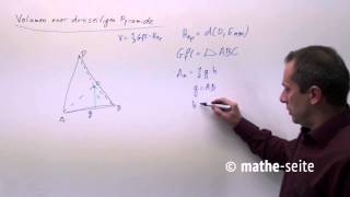 Volumen dreiseitige Pyramide berechnen  V0703 [upl. by Nipsirc]