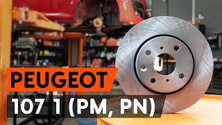 Hoe een remschijven vooraan vervangen op een PEUGEOT 107 1 PM PN AUTODOCTUTORIAL [upl. by Elleraj]