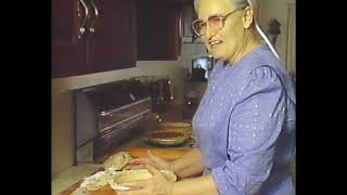 Marcia Adams  Amish Cooking from Quilt Country  quotAmish Piesquot [upl. by Corinna]