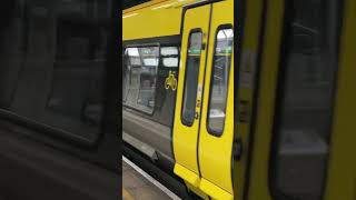 Merseyrail 777 Train at Moorfields Station Liverpool subscribe shorts train [upl. by Enala]