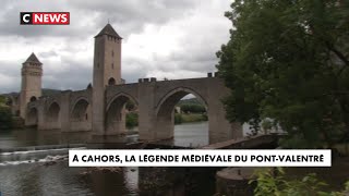 A Cahors la légende médiévale du Pont Valentré [upl. by Merta341]