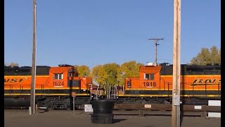 Saturday morning switching with 7 BNSF pumpkins and a pair of 40s [upl. by Ute]