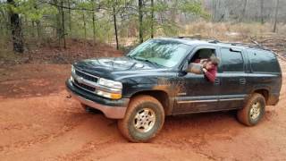 2000 chevy suburban 4x4 mudding off road [upl. by Peyton]