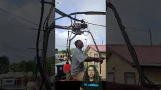 No Caribe Homem Fabrica Helicóptero no Quintal de Casa  Só faltou voar shortsfeed [upl. by Cesaria]