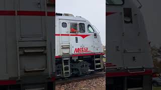 METX 211 Outbound On The Racetrack Metra BNSF Chicago West Service metra metx trains railfan [upl. by Enelyam736]