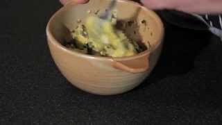 Comment faire rapidement une sauce gribiche [upl. by Hcirdeirf]