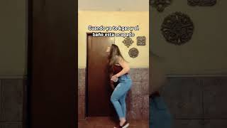 cuando el baño esta ocupado humor funny tiktok baño baño [upl. by Zaragoza]