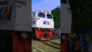 RAIL FANS CC 2 06 train keretapiindonesia [upl. by Kenric]