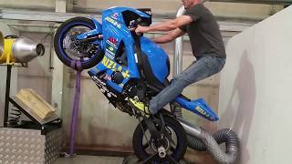 GSXR 1000 Wheelie Adelaide mono maniacs [upl. by Mackenzie]