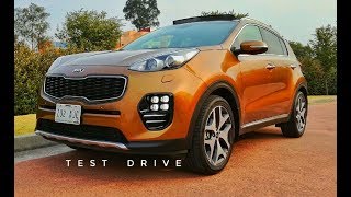 KIA Sportage 2018  Prueba de Manejo [upl. by Inig]