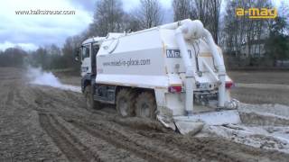 Staubfrei Ausstreuen von Kalk mit amag Streuer 18 m³ [upl. by Harlene]