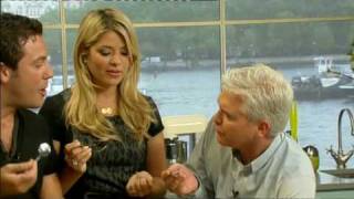 Gino DAcampo with Holly Willoughby  This Morning  8th June 2010 [upl. by Eellac69]