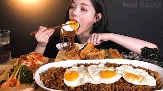 SUB짜파게티 먹방 파김치 겉절이 군만두 꿀조합 리얼사운드 jjapagetti mukbang asmr eating show 炸酱方便面 fried eggs 目玉焼き [upl. by Rhys247]