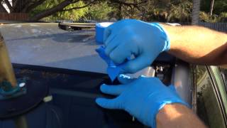 How to install windshield on a 2008 Honda CRV with the Rolladeck System [upl. by Rabka]