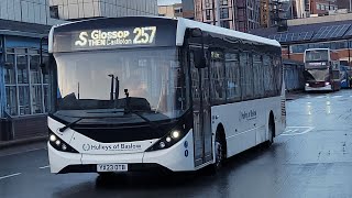 Hulleys of Baslow quot1quot YX23 OTB enviro 200 mmc leaving Sheffield interchange on a 257 to Glossop [upl. by Danell233]