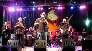 Waldo Torres con El Gran Combo de Puerto Rico [upl. by Odlo]