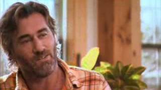 Les hasards de la vie Interview with Roy Dupuis [upl. by Ocko]