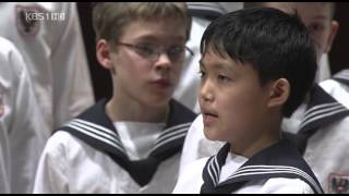 The Vienna Boys Choir  Schubert  Die Nacht amp Nachthelle [upl. by Derna838]