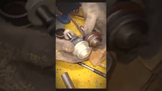 change ball joint gmcتبدیل ركبه تهت آمامي جمسautomobileاكسبلورshortvideotrickstrendingusacar [upl. by Ibbob]