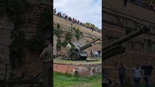 Discover Romes 12 oclock cannon tradition from Gianicolo Hill – a blast of history every day [upl. by Hairahcez]