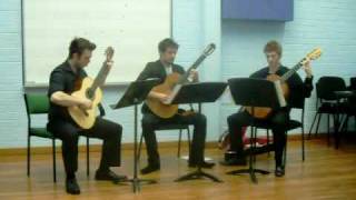 Filippo Gragnani  Trio per Tre Chitarre Op12 Minuetto [upl. by Brice334]