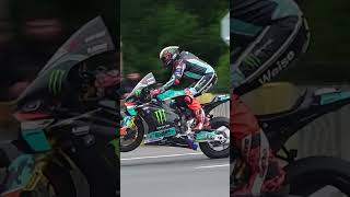 TT2024 Peter Hickman Jump [upl. by Wachtel]