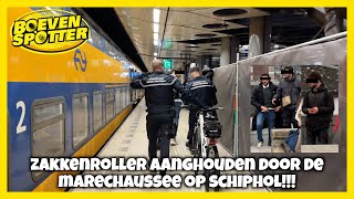 BOEVENSPOTTER ZAKKENROLLER AANGEHOUDEN DOOR DE MARECHAUSSEE OP SCHIPHOL 201 [upl. by Noland]