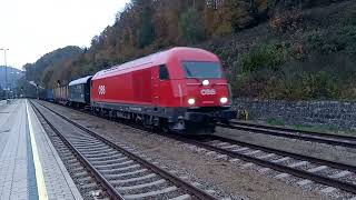 Güterzug nach hohenberg fährt um 650 in traisen ein am 30102024 [upl. by Lellih]