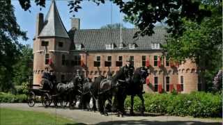 Kasteel Het Oude Loo in het voorjaar [upl. by Pfister]