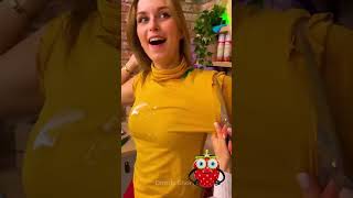 Waitressing in a Stitch 🤩 Fashion Fixes on the Fly fashionhacks doods [upl. by Volny]