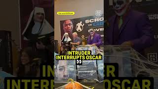 👀 OscarDeLaHoya deals with a heckler‼️ [upl. by Henn]