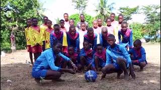 Il dono del Rovetta Calcio rende felici i bambini del Kenya [upl. by Harmonie]