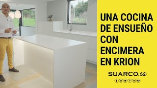 Cocina moderna con isla y encimera en KRION [upl. by Schrick]