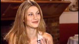 Gisele Bündchen aos 15 anos [upl. by Sidoeht]