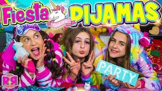 FIESTA de PIJAMAS de UNICORNIOS 🦄 Preguntas INCÓMODAS a mi Hermana 🙊 PIJAMADA de AMIGAS y SECRETOS [upl. by Bratton402]