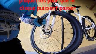 Tuto  comment changer des plaquettes de frein  VTT [upl. by Lammond648]