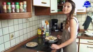 Philippinisches Rezept quotPancit Hiponquot und quotLumpiaquot als Nachspeise von Cooking Global [upl. by Enrica]