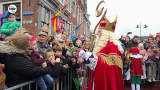 Sinterklaas goed aangekomen in Dokkum quotIedereen hier is heel erg liefquot [upl. by Arabele]