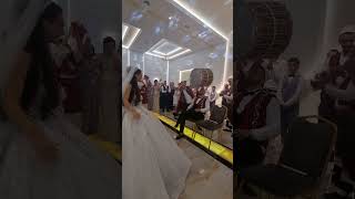 Tupanat e ndezin dasmen dasmatshqiptare weddingcouple bride dasma weddingguests music [upl. by Janka]