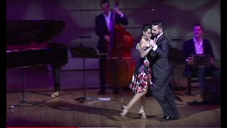 La Milonga de Buenos Aires Javier Rodriguez amp Fatima Vitale Solo Tango Orquesta [upl. by Asenab]