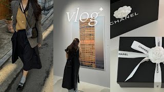 Vlog 직장인 브이로그  설 연휴 6일 꽉꽉 채워 놀아보자🤓 샤넬 발레리나 플랫 언박싱  샤넬 트윌리  르메르 게임백  서울 프렌치  이경준 사진전  데일리룩 [upl. by Norud]